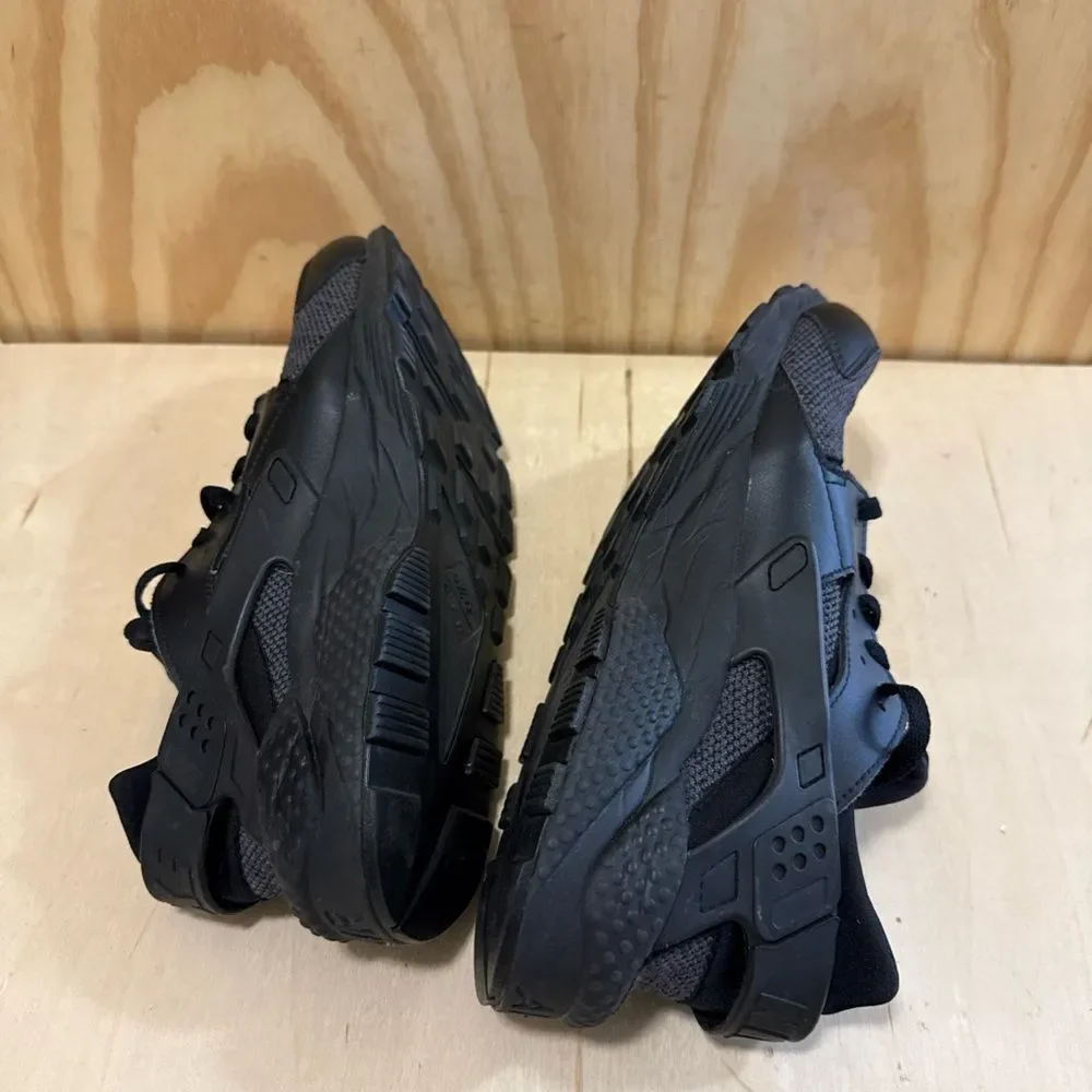 Nike Air Huarche Black/Dark Gray Black Cross Trainer Men’s Size 11.5